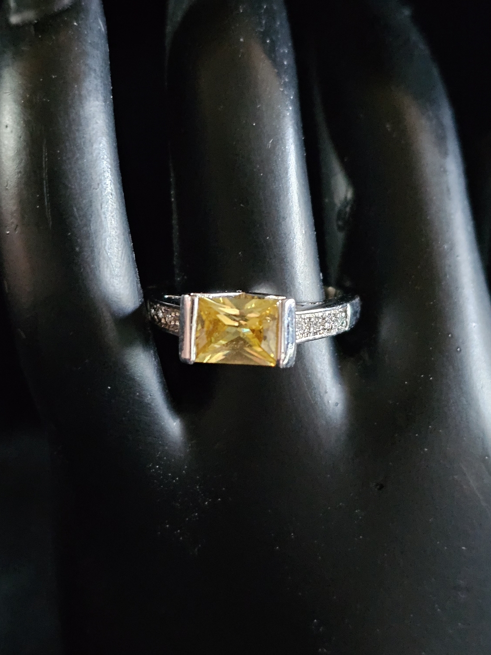 Lia Sophia Yellow Stone CZ Silver Ring Princess Cut Cocktail Statement Ring 8